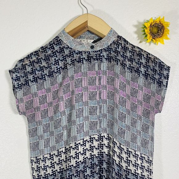Cabi Geometric Quarter Button Up Blouse Size XS Women’s - Picture 2 of 9
